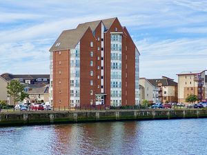 Photo 23- click for photo gallery